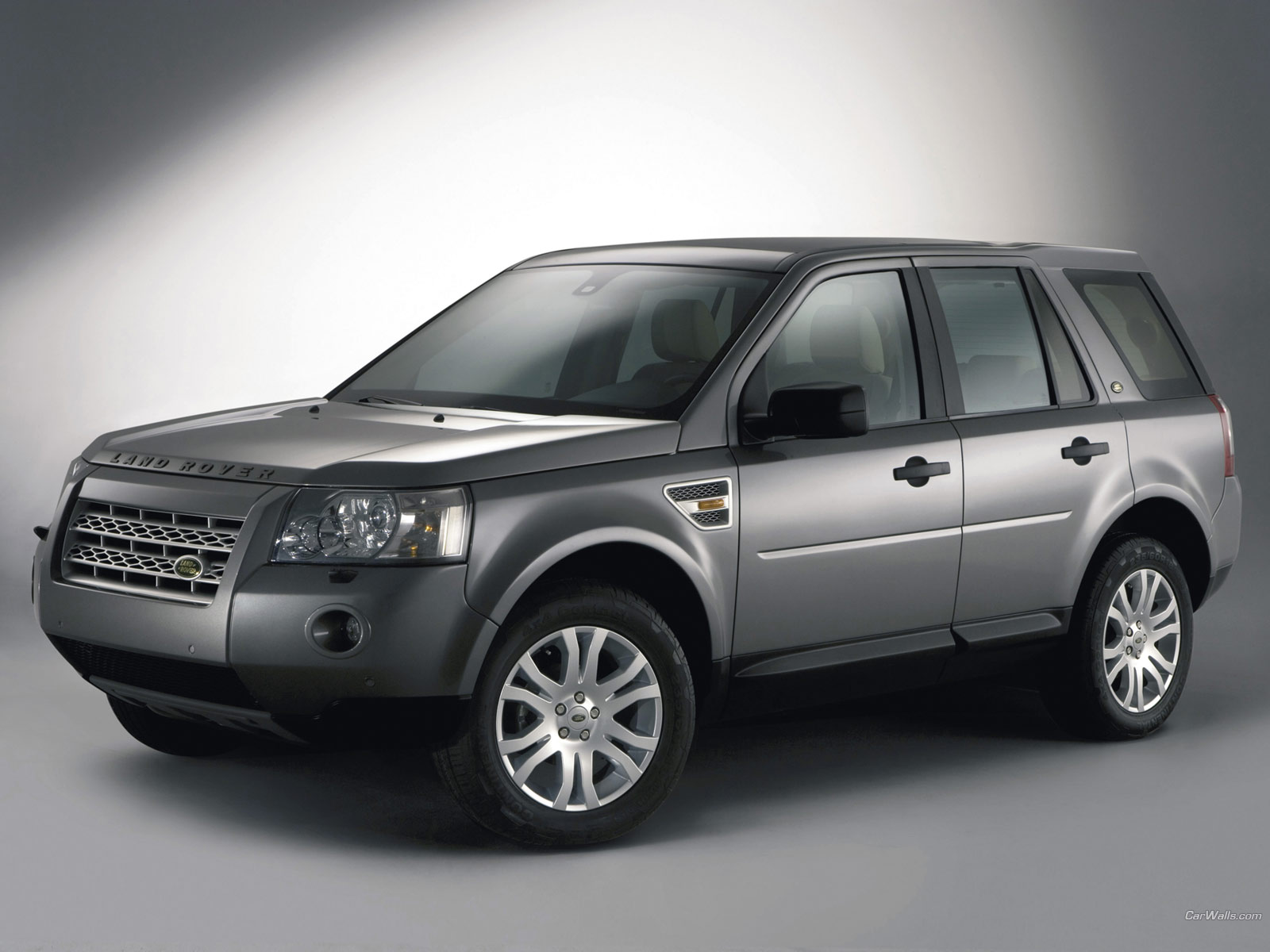 Land Rover Freelander 2 1600x1200 b18 Tapety na pulpit